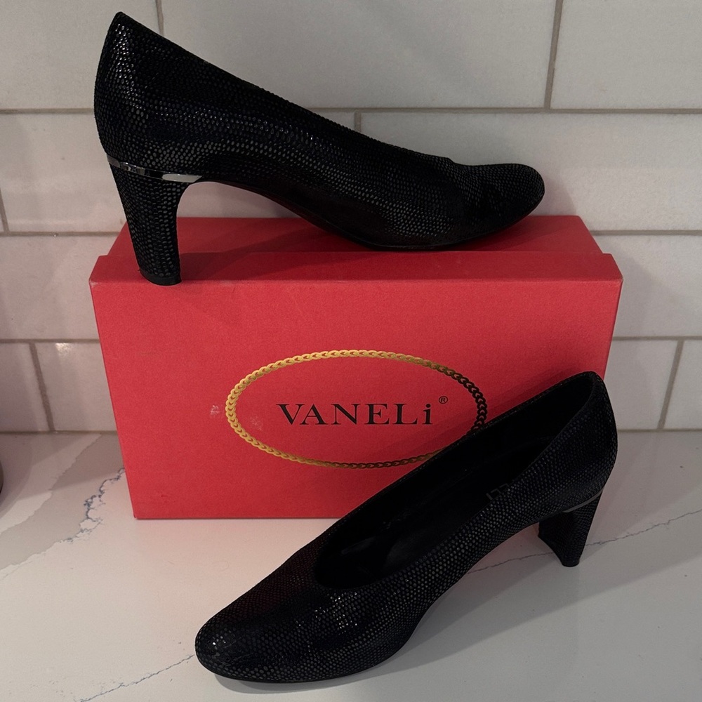 Vaneli Elegant Black Heels